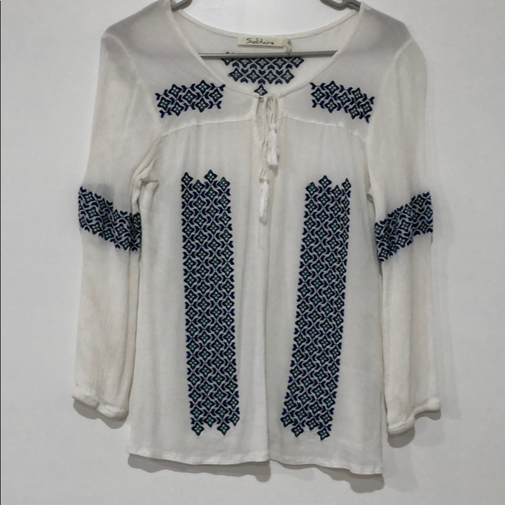Solitaire embroidered blouse